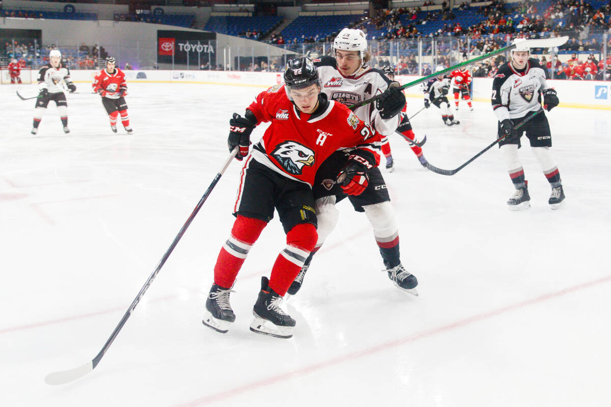 Vancouver Giants down Winterhawks in Portland Wednesday night, 3-2 in overtime. (Keith Dwiggins/Special to Langley Advance Times)