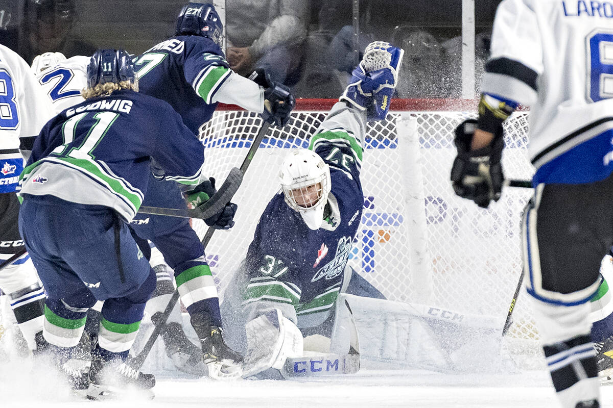 Giants have acquired 2002-born goaltender Connor Martin from the Seattle Thunderbirds, the team announced Monday, Dec. 6. (Brian Liesse/Special to Langley Advance Times)