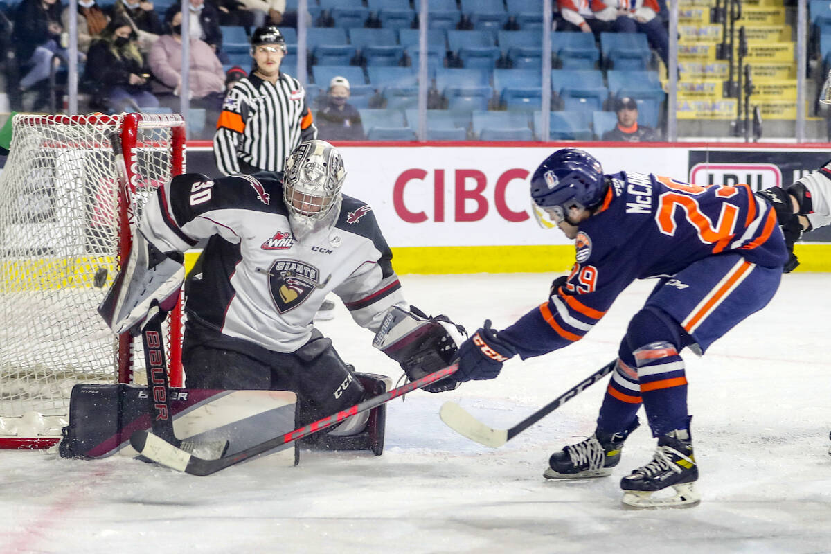 Vancouver Giants’ netminder Jesper Vikman made this first period save, one of 14 in Wednesday’s 7-1 loss to the Blazers. The Langley-based Giants are now 1-5 on the season against Kamloops in six meetings. (Allen Douglas/Special to Langley Advance Times)