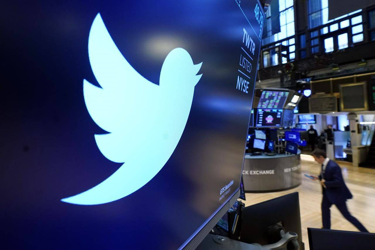 The logo for Twitter appears above a trading post on the floor of the New York Stock Exchange, Monday, Nov. 29, 2021. British Columbia’s highest court has upheld an earlier ruling from the B.C. Supreme Court allowing a prominent businessman and philanthropist’s defamation lawsuit against Twitter Inc. to proceed in the province. THE CANADIAN PRESS/AP-Richard Drew