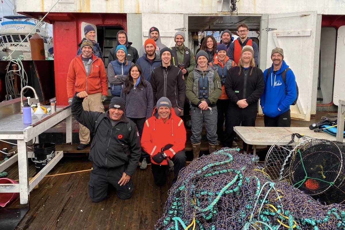 Participants of the ghost gear recovery training program in November. Photo courtesy Joan Drinkwin.
Participants of the ghost gear recovery training program in November 2021. Photo courtesy Joan Drinkwin.