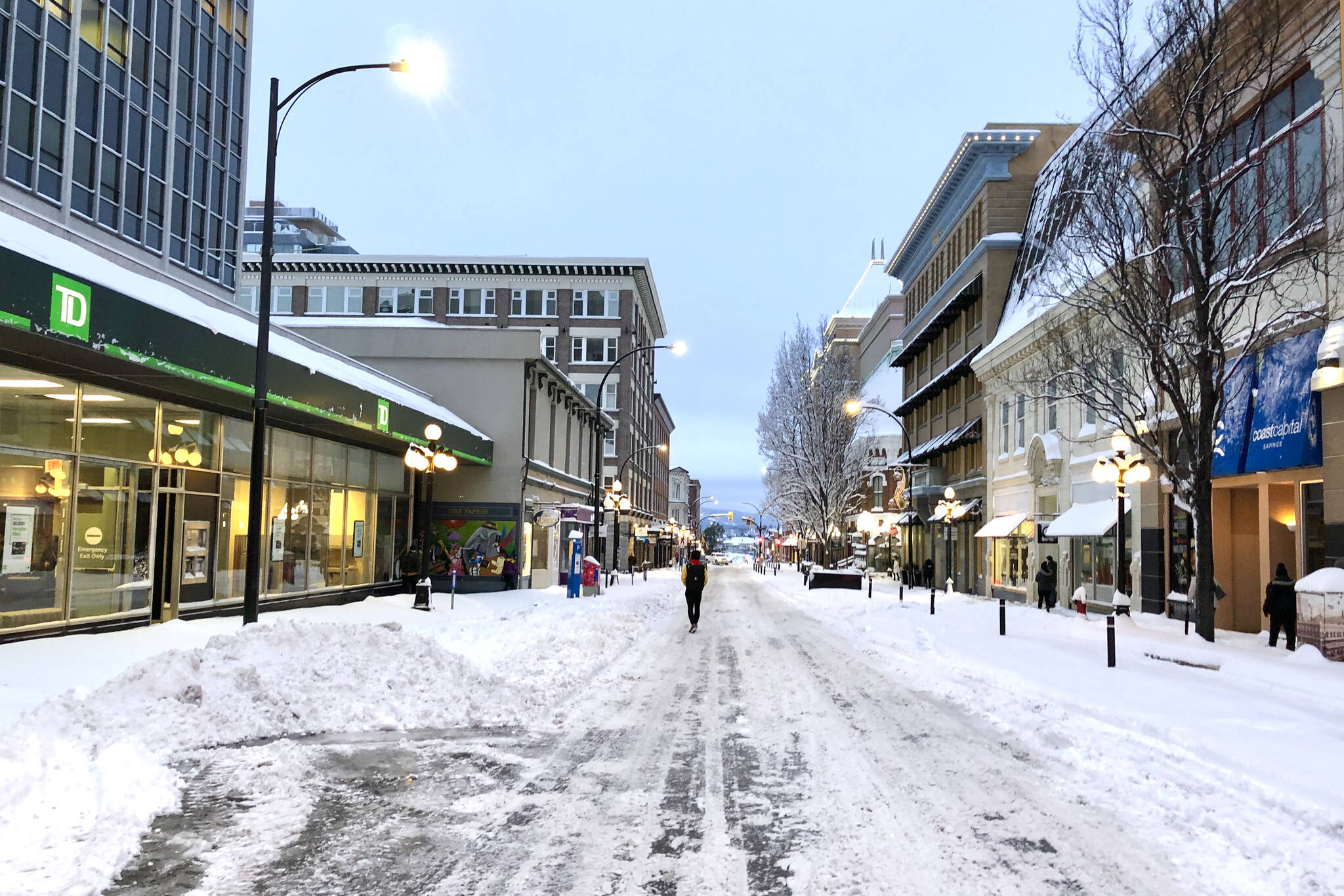 Greater Victoria could be in for a white Christmas with snow set to start Dec. 24. (Black Press Media file photo)