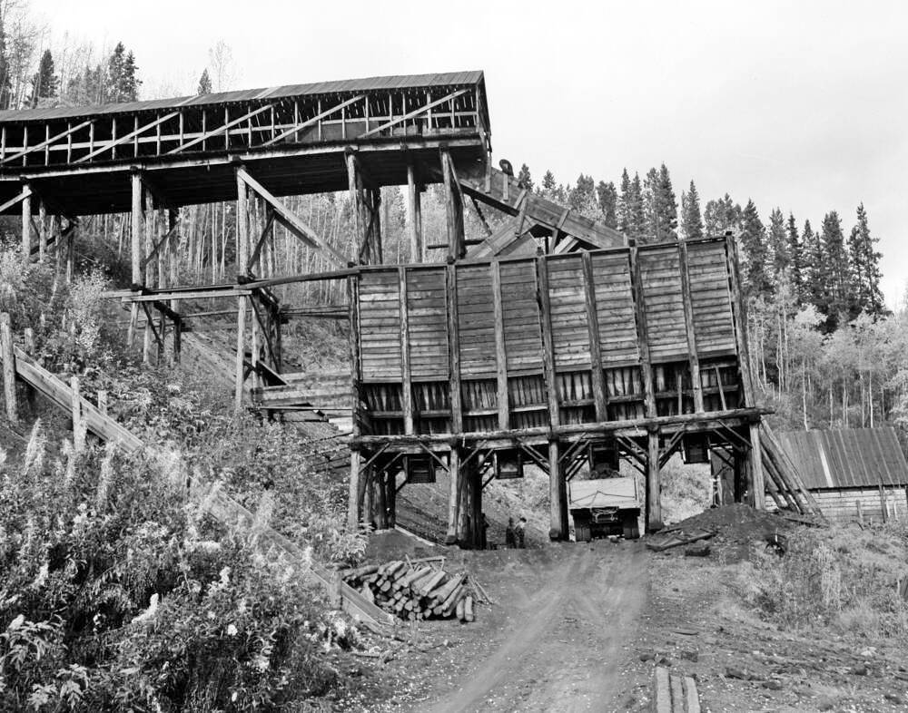 The Telkwa coal mine in 1947. (BC archives)