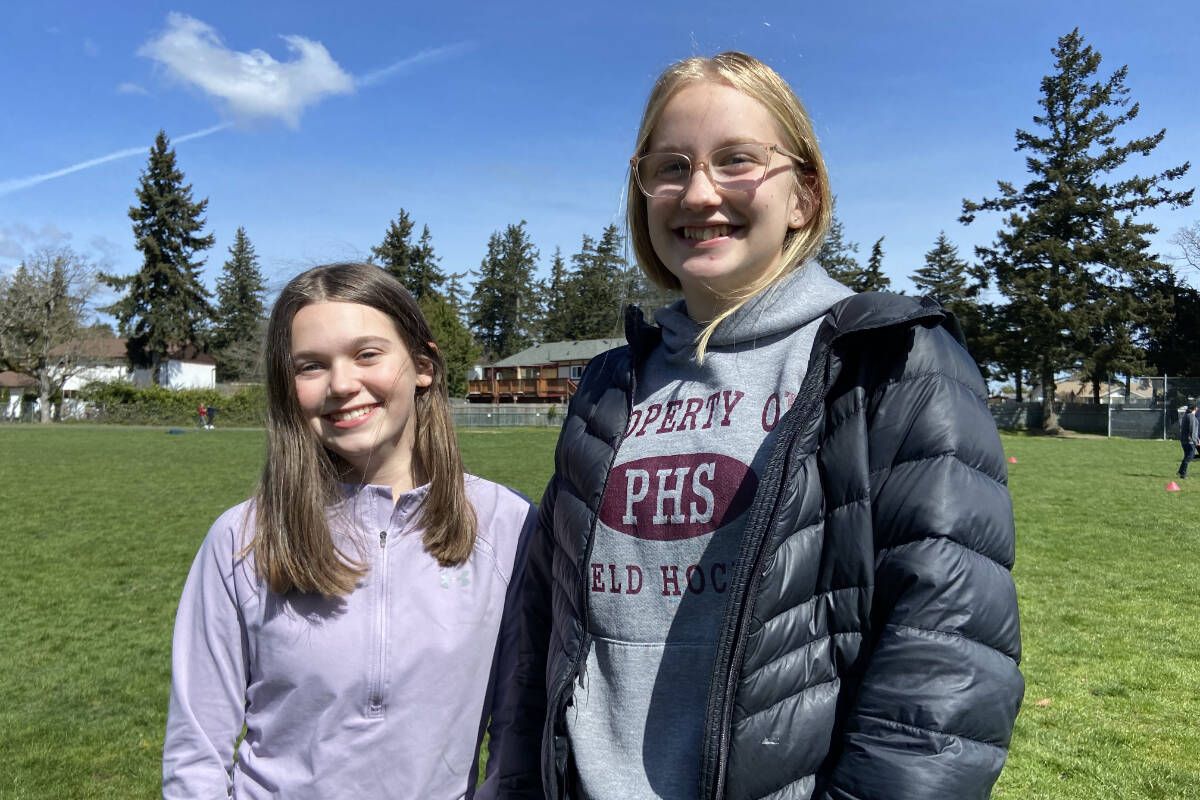 Dunsmuir middle school Grade 8 students Taylor Funk and Avery Snook are being praised after turning in a diamond ring they found last month, in the hope it could be reunited with its rightful owner. (Photo courtesy of Dunsmuir middle school)