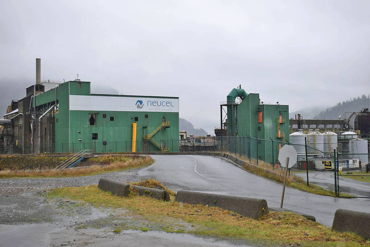 Port Alice pulp mill site on northern Vancouver Island, shut down since 2015, is being cleaned up under a court-ordered receivership after it changed hands and was abandoned in 2019. (North Island Gazette photo)