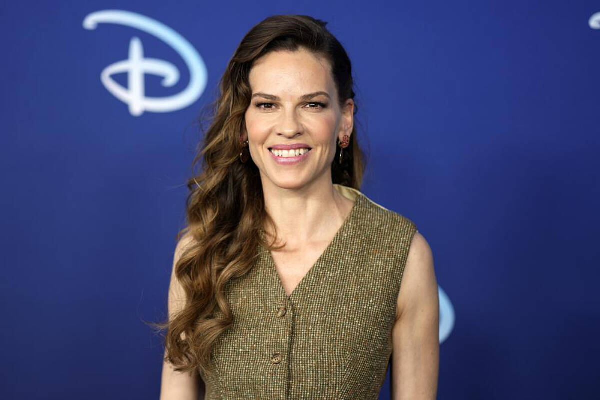 Hilary Swank attends the Disney 2022 Upfront presentation at Basketball City Pier 36 on Tuesday, May 17, 2022, in New York. (Photo by Charles Sykes/Invision/AP)