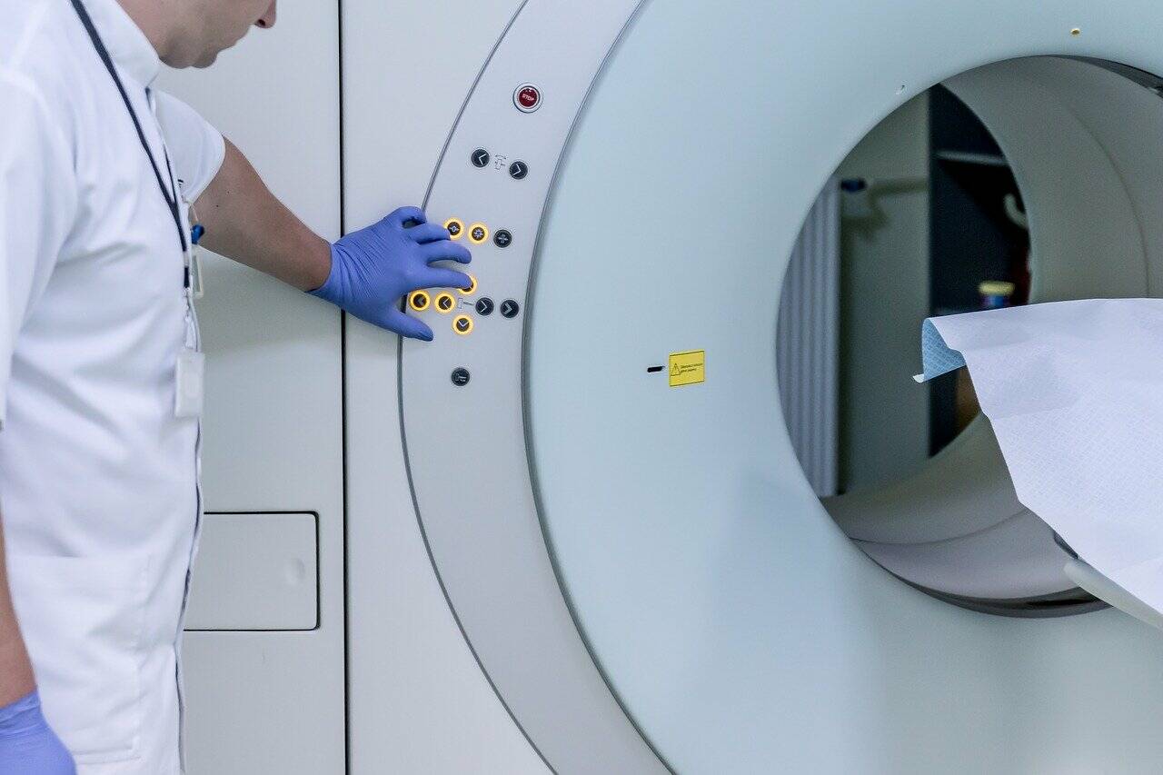 B.C. sees record-breaking number of MRI and CT scans performed in a year, as province tackles long wait times (pixabay.com/jarmoluk).