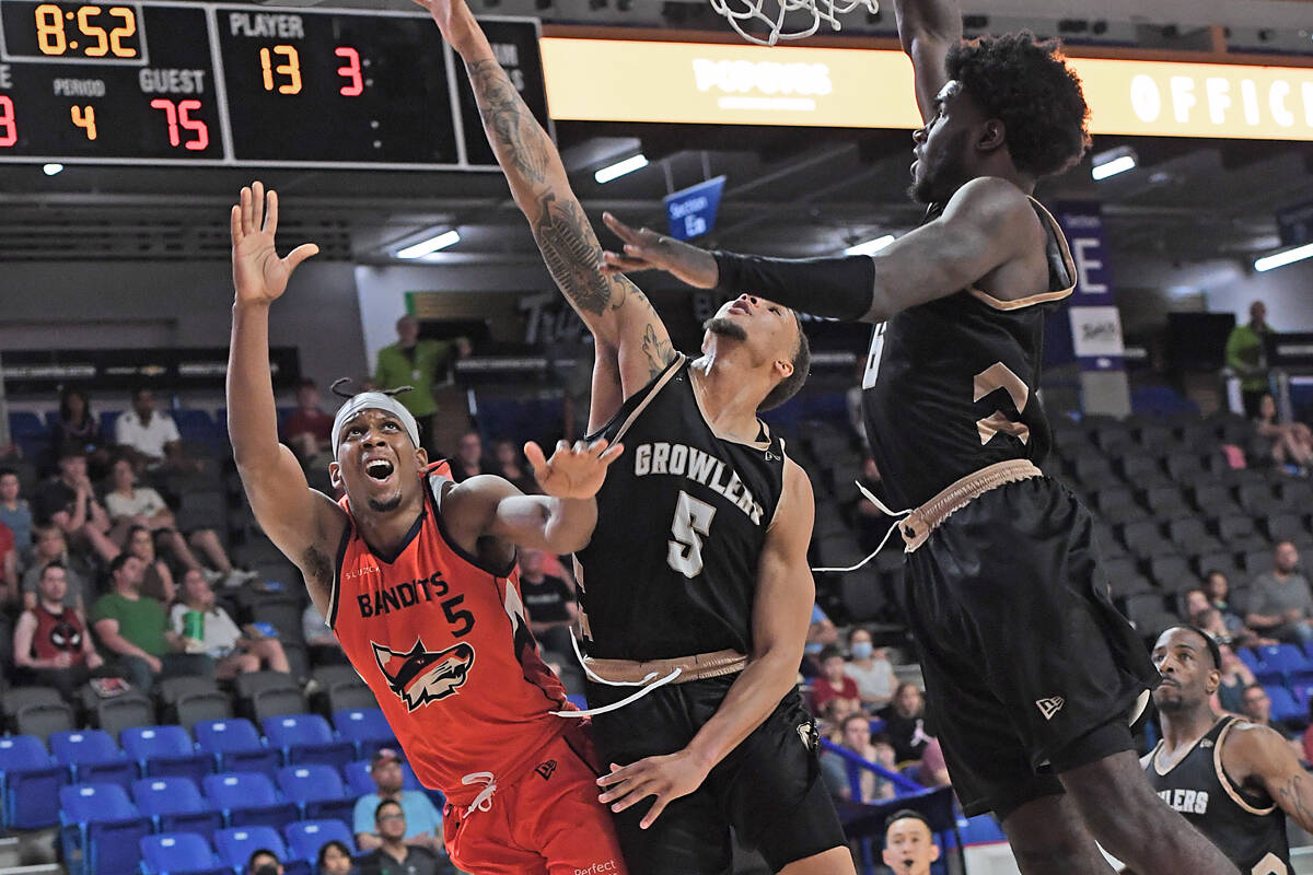 League-leading Fraser Valley Bandits snuck away with a 94-92 win over the Newfoundland Growlers on home court to extend their winning streak to five games on Sunday, June 26 at Langley Events Centre. (CEBL/Special to Langley Advance Times)