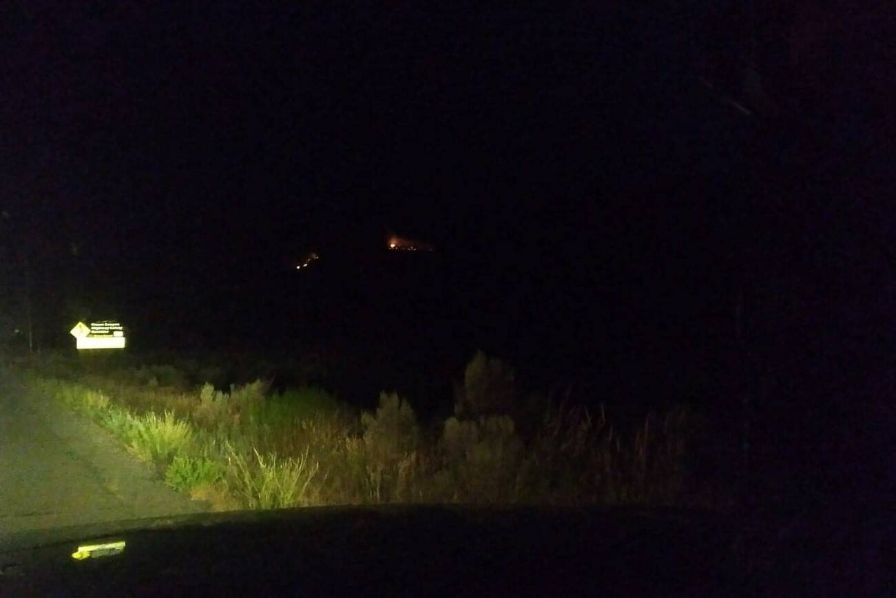 Fire near Hat Creek Road south of Ashcroft near Highway 1. (Photo credit: Brandi Lynn Zirk)