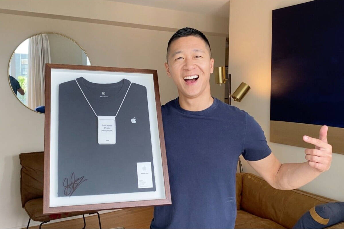 Sam Sung, who now goes by Sam Struan, is auctioning off his original Sam Sung Apple business card along with a t-shirt and lanyard to raise money for the Downtown Eastside Women’s Centre in Vancouver. (Sam Struan photo)