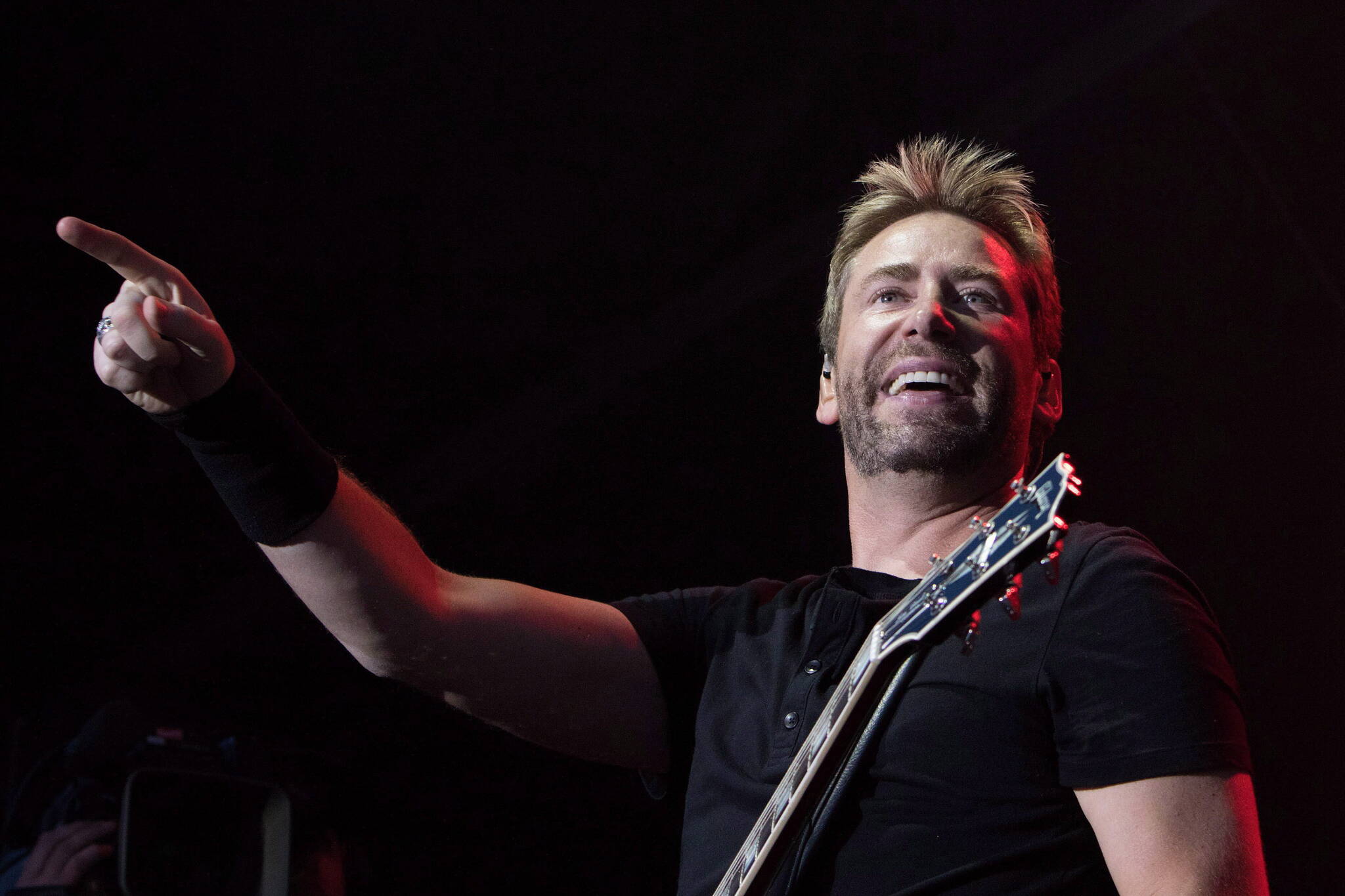 Nickelback is paying tribute to the late Charlie Daniels with an explosive cover of his country classic “The Devil Went Down To Georgia.” Nickelback performs during Fire Aid for Fort McMurray in Edmonton, Wednesday, June 29, 2016. THE CANADIAN PRESS/Amber Bracken