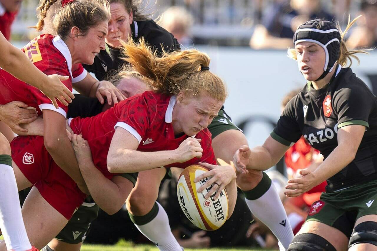 Canada’s Paige Farries scores a try in Senior Women’s 15s test match rugby first half action against Wales in Halifax on Saturday, August 27, 2022. THE CANADIAN PRESS/Andrew Vaughan