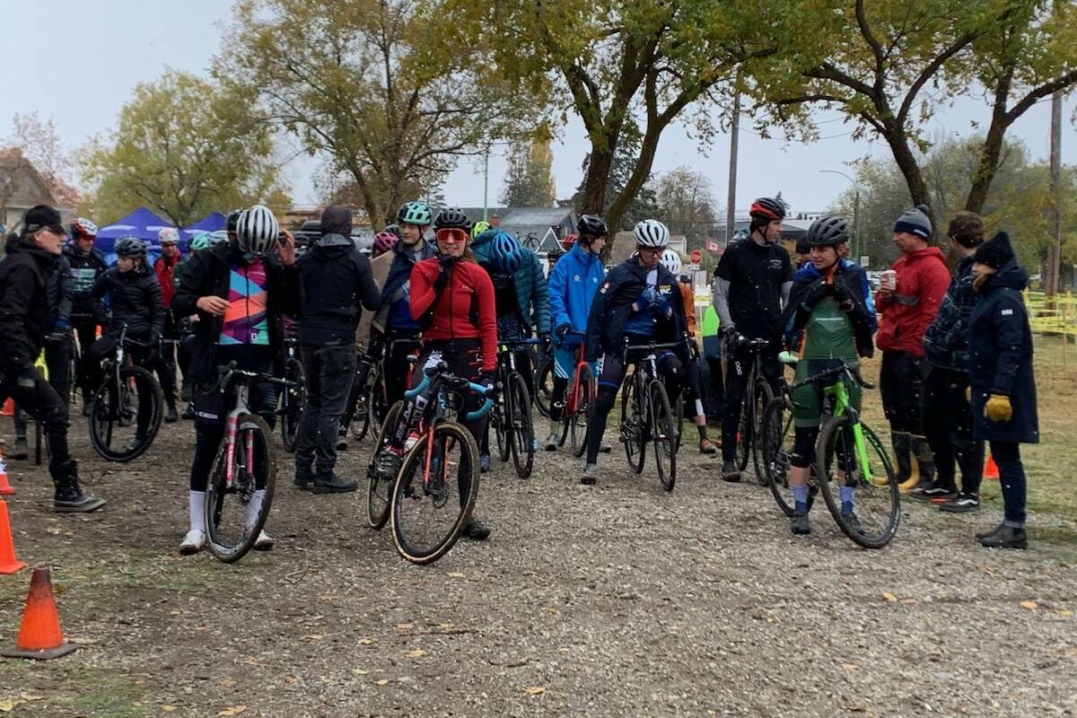 Riders line up for the afternoon race at Knox Mountain in Kelowna for the 2022 B.C. Cyclocross Provincial Championships Nov. 6, 2022 (Brittany Webster - Capital News)