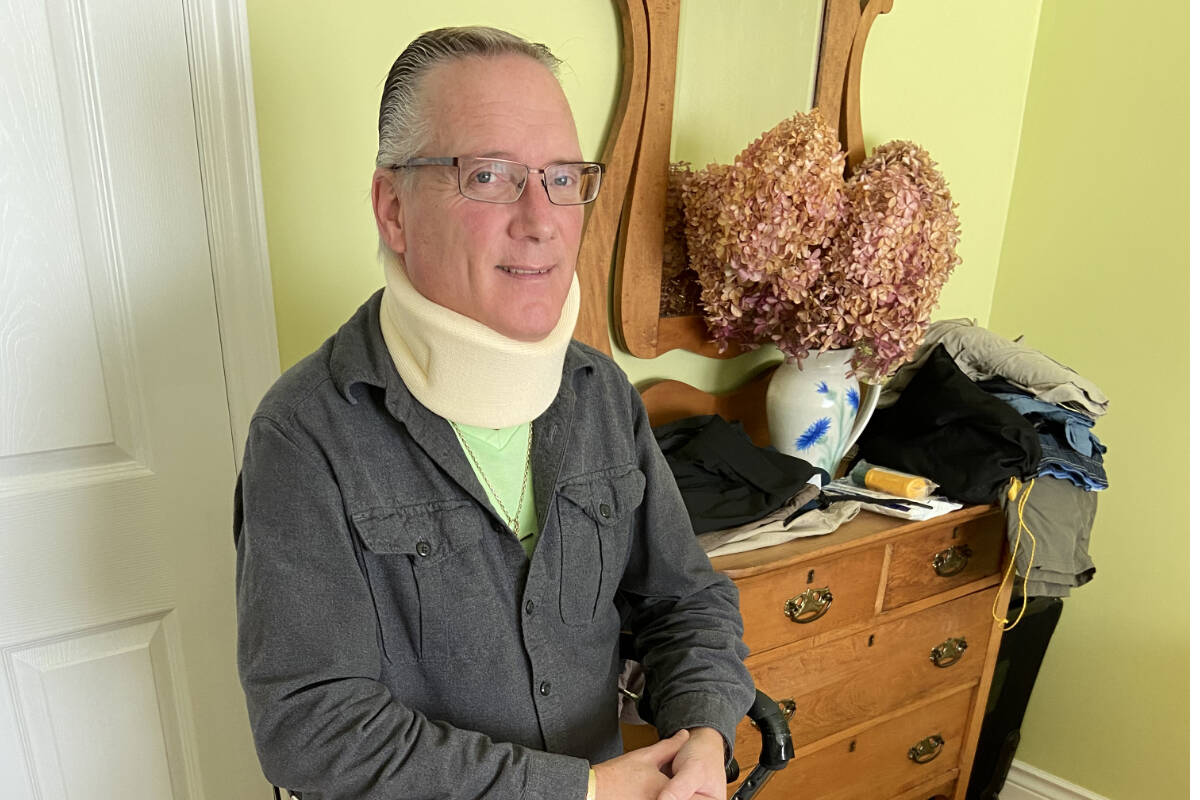 Oak Bay resident Michael Hardiman reminds others to play it safe while hanging holiday lights after he fell, Saturday, Nov. 12 and returned home from the hospital the next Tuesday with a fractured vertebra. (Courtesy Michael Hardiman)