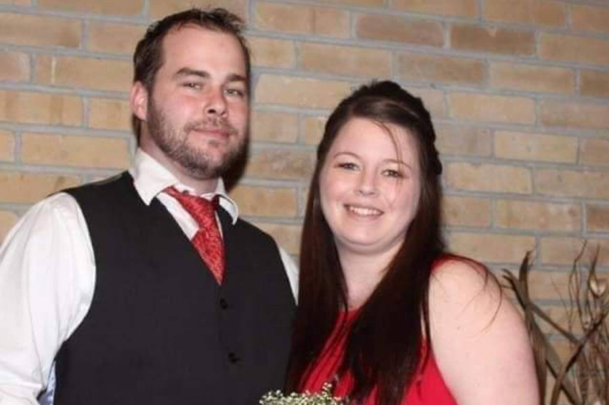 Justin Eveline and his wife, Amy Bracken. The couple, known for their generosity, redirected GoFundMe donations given to Eveline after he broke his leg to fund a Christmas dinner for the homeless in Salmon Arm. (Contributed)