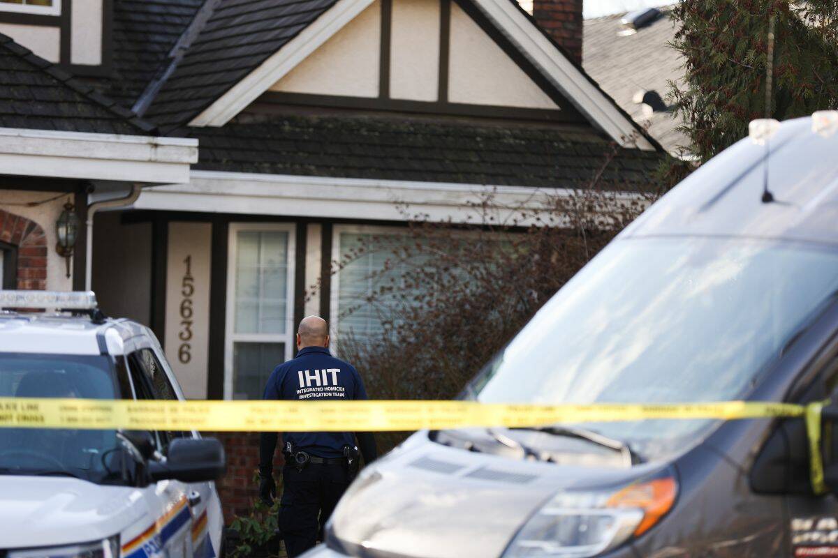 IHIT at a residence in Fraser Heights after 3 people were found dead inside on Monday (Jan. 9) in Surrey on Tuesday, Jan. 10, 2023. (Photo: Anna Burns)