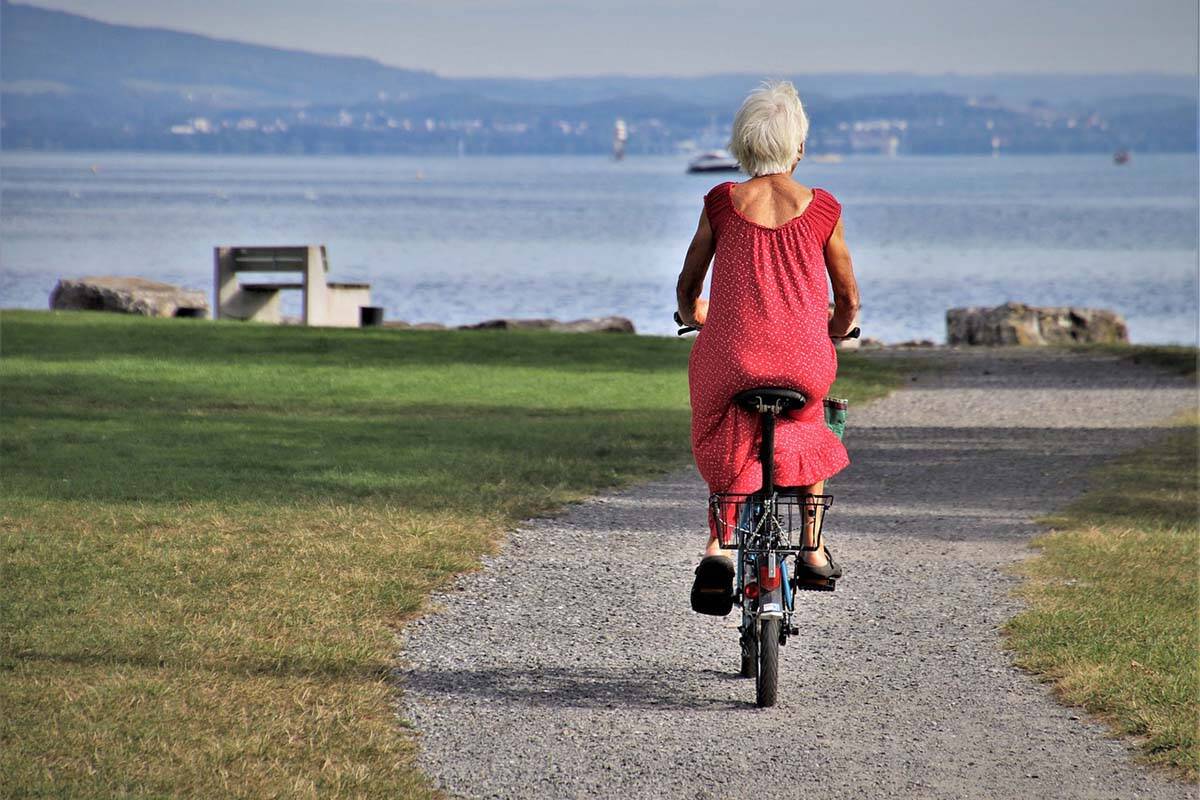 A new UBC speaker series aims to answer questions around what people can do to live long, happy lives. (Credit: Pixabay/Pasja1000)