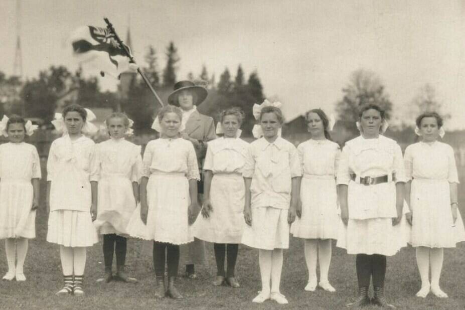 A group of students from Mount Joy School attends the 1911 coronation celebration of King George V and Queen Mary at Markham fairgrounds in Ontario. THE CANADIAN PRESS/HO-Markham Museum