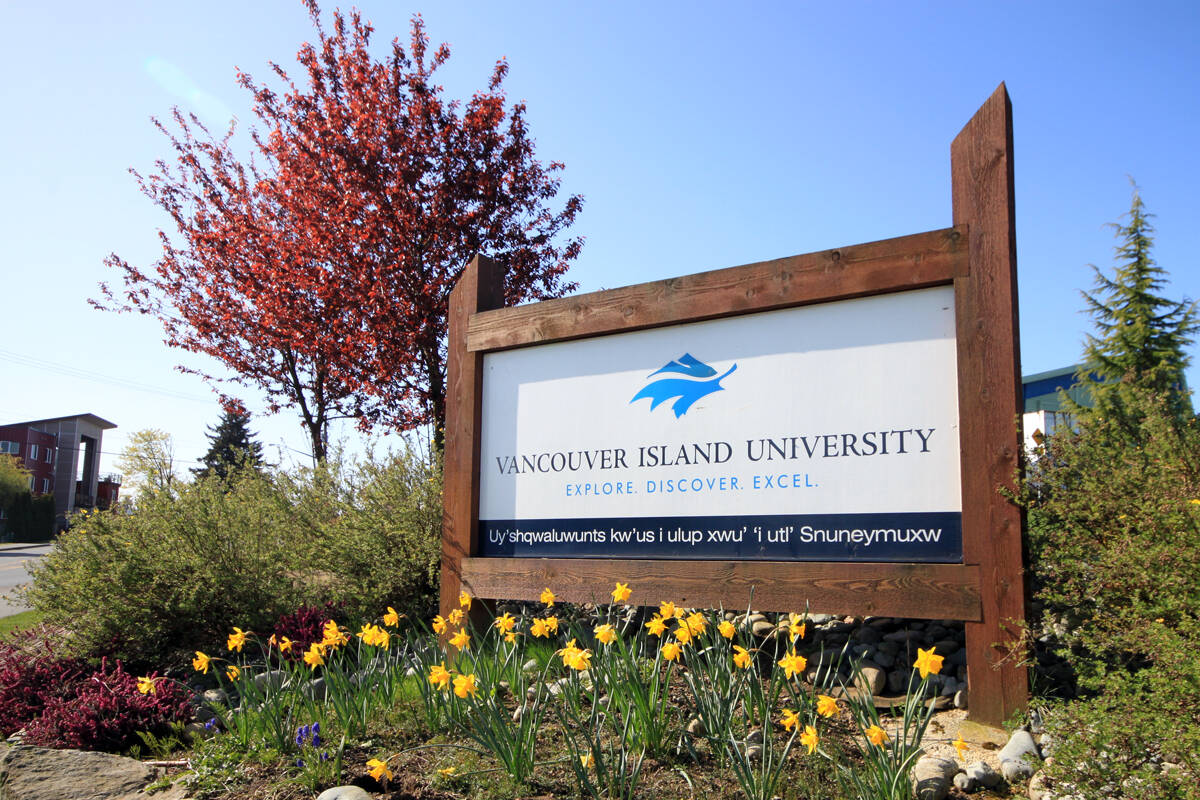Vancouver Island University is applying to offer programs in Canada’s north. (News Bulletin file)