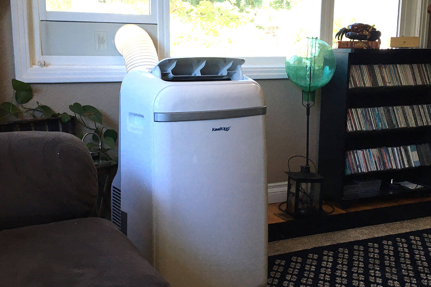 A portable air conditioner should be ‘energy star’ certified, BC Hydro says. (Black Press Media file photo)