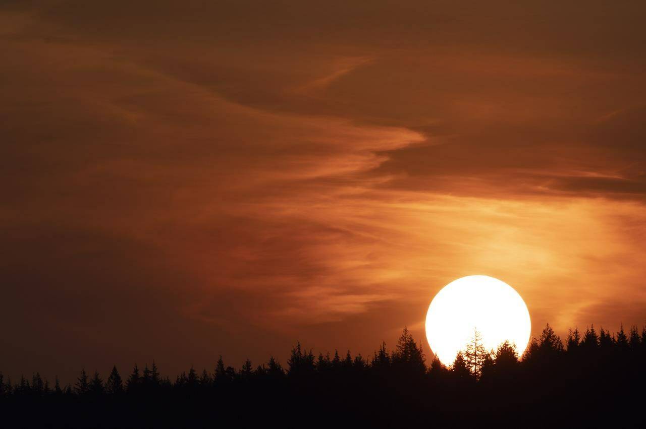 High temperatures contributed to an air quality advisory that has since been cancelled for the eastern Fraser Valley (Jonathan Hayward/ The Canadian Press)