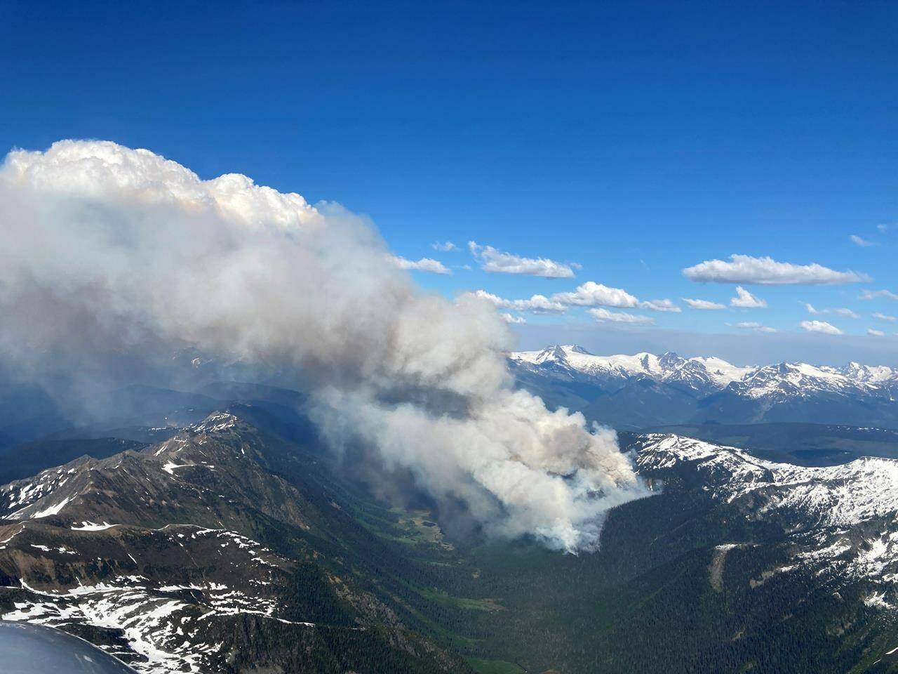 The BC Wildfire Service is responding to the Chapel Creek wildfire located approximately 30 kilometres north of Blue River and 10 kilometres west of Highway 5 as shown in this handout image provided by the BC Wildfire Service. THE CANADIAN PRESS/HO-BC Wildfire Service