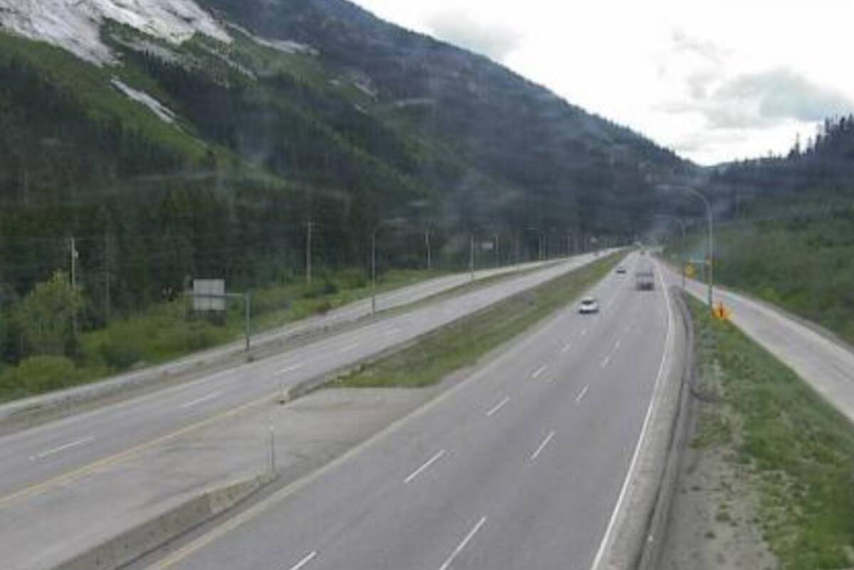 The Coquihalla and other Okanagan highways are to expect a mix of rain and snow over the next few days, just days before summer. (DriveBC)
