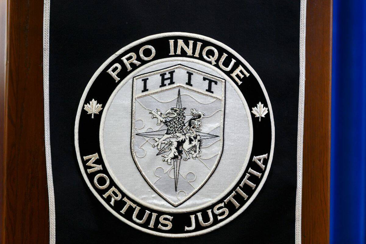 The Integrated Homicide Investigation Team logo, pictured in Surrey in June 2023. IHIT has been called in to investigation after a home invasion has turned fatal in Burnaby. (Photo: Anna Burns)