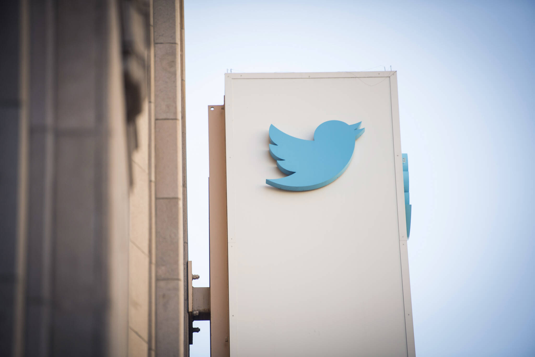 The provincial government is assessing changes at Twitter some say could hurt emergency services.(Bloomberg/David Paul Morris)