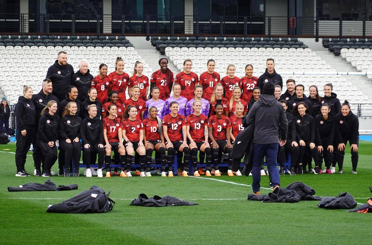 Canadian players and staff pose for a team photo prior to a training session ahead of the FIFA Women’s World Cup in Melbourne, Australia, Thursday, July 20, 2023. THE CANADIAN PRESS/Neil Davidson
