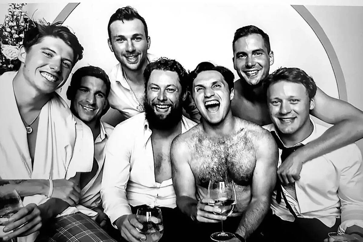 Arizona Coyotes forward Alex Kerfoot (middle right) got married to his long time girlfriend in Lake Country over the weekend and his former Toronto Maple Leaf teammates Mitch Marner, John Tavares, Michael Bunting, Jake Muzzin, Justin Holl, and Morgan Reilly (left to right) were all in attendance. (Tessa Virtue/Instagram)