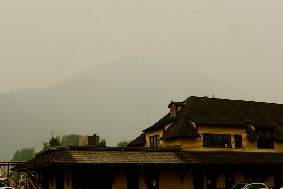 Elephant Mountain from the Nelson and District Chamber of Commerce parking lot on Aug. 16. Photo: Bill Metcalfe