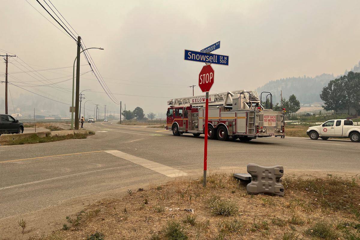 Glenmore and Snowsell in Kelowna during the Aug. 18, 2023 wildfires. (Jacqueline Gelineau/Capital News)