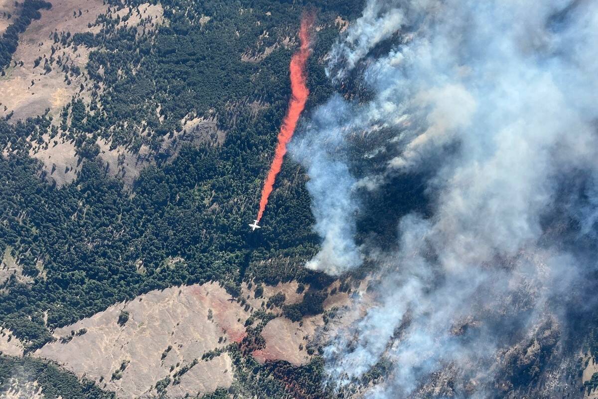 The Upper Park Rill Creek wildfire remains at 1,830 hectares on Wednesday morning, Aug. 23. (BC Wildfire Services)