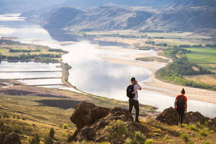Whether you’re hiking through the gorgeous bluffs, landing the big one, or toasting to the season with fine wines, Kamloops offers an abundance of fall experiences. Photo courtesy Tourism Kamloops