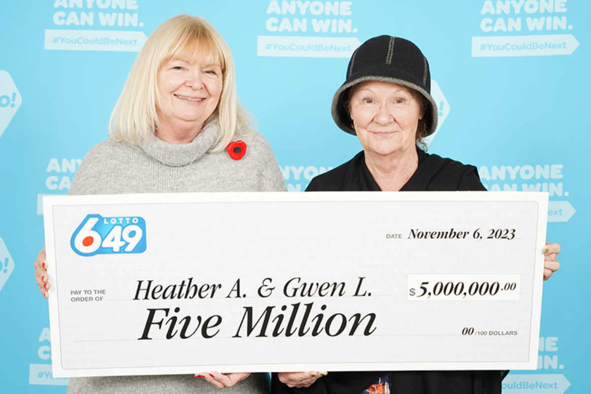 Heather Andrews and her sister Gwen Leeder won $5 million from the Oct. 21, 2023 Lotto 6/49 draw. (BCLC photo)