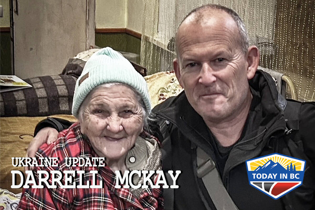 Darrell McKay with a 94 year old resident of a refugee camp in the Ukraine. (Submitted Photo)