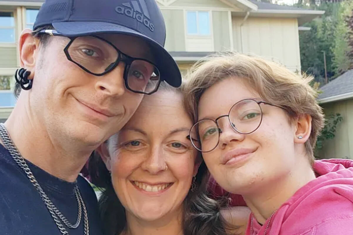 Donovan James, Kristin Logan and their daughter Cipher will be together this Christmas after Logan’s cancer surgery at the University of Washington Medical Centre. Photo: GoFundMe
