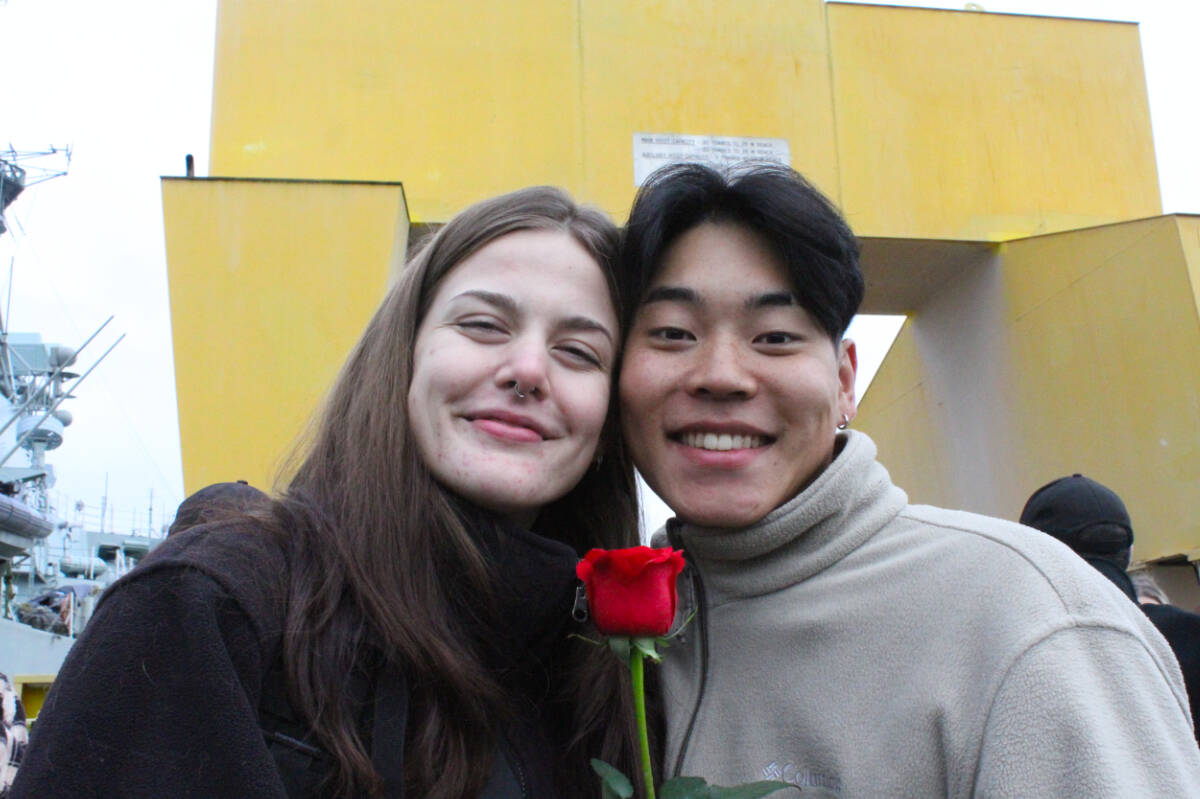 Kearra Guldemond is overjoyed to see her boyfriend Jiseop Kim after four months at sea. (Ella Matte/News Staff)