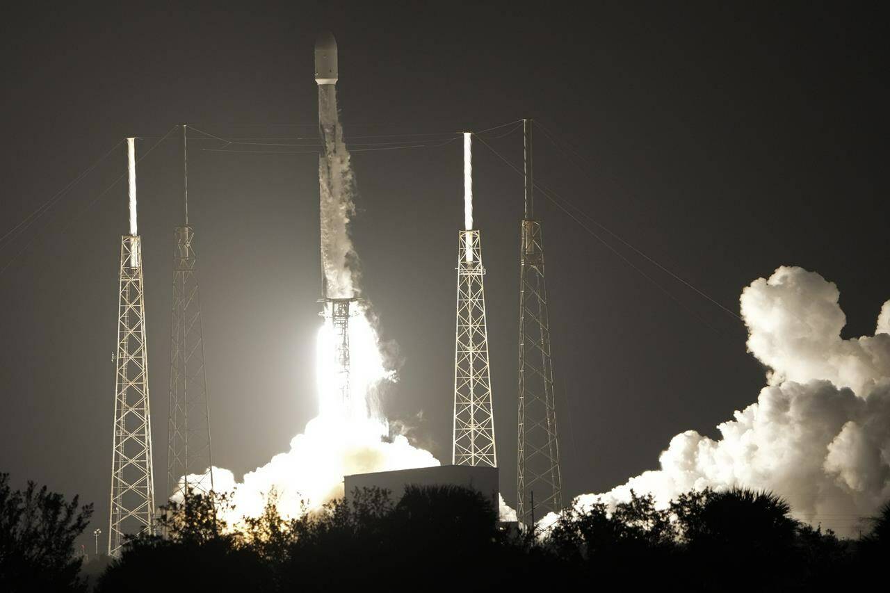 FILE - A SpaceX Falcon 9 rocket, with a payload including two lunar rovers from Japan and the United Arab Emirates, lifts off from Launch Complex 40 at the Cape Canaveral Space Force Station in Cape Canaveral, Fla., on Dec. 11, 2022. But later in April 2023, the spacecraft from a Japanese company apparently crashed while attempting to land on the moon. Japan now hopes to make the world’s first “pinpoint landing” on the moon early Saturday, Jan. 20, 2024, joining a modern push for lunar contact with roots in the Cold War-era space race between the United States and the Soviet Union. (AP Photo/John Raoux, File)