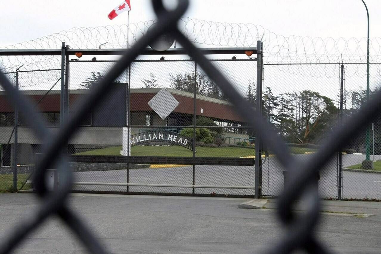 William Head Institution is shown through a security fence in Victoria, B.C., on Wednesday, Feb. 27, 2008. THE CANADIAN PRESS/Adrian Lam