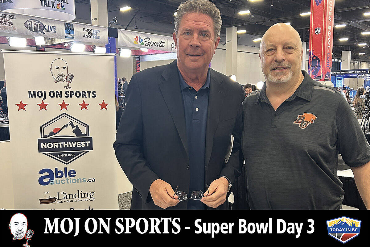 Bob Marjanovich, right, with legendary former NFL quarterback Dan Marino in Las Vegas ahead of Super Bowl 58. (Nik Kowalski photo)
