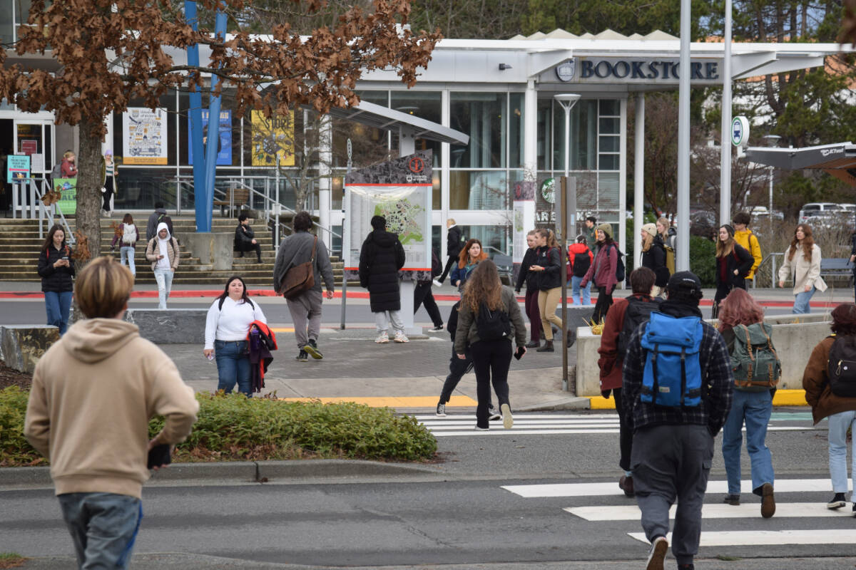 UVic says declining international student enrolment is the primary cause for budget cuts. (Black Press Media photo file)
