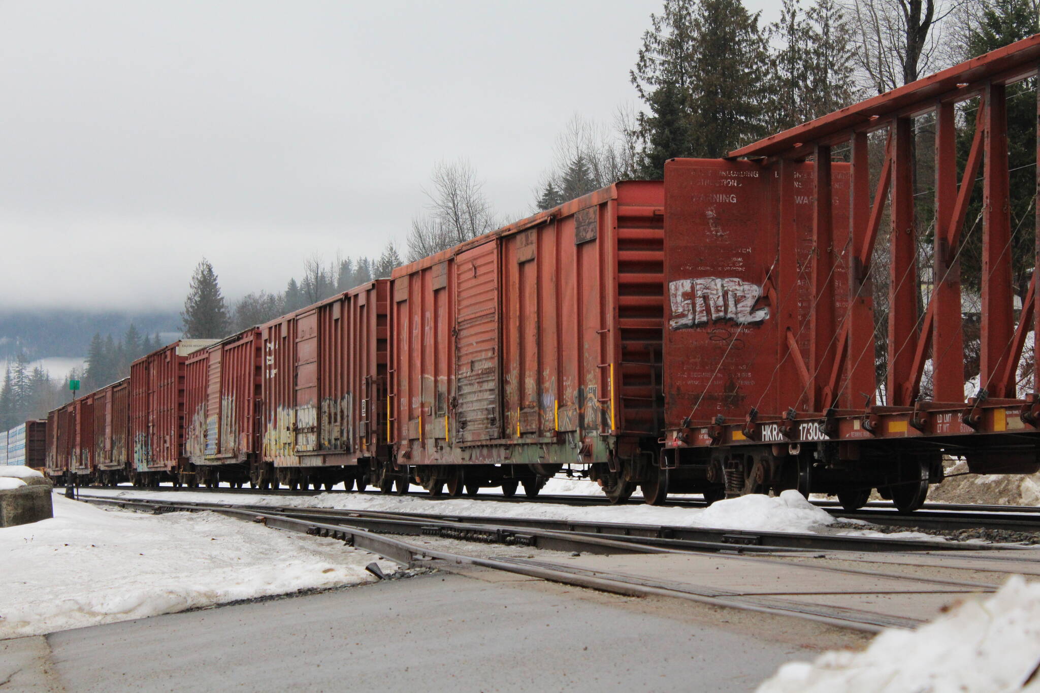 The Transportation Safety Board began a Class 3 investigation for the train collision east of Revelstoke on Saturday, Feb. 16. (Zachary Delaney/Revelstoke Review)