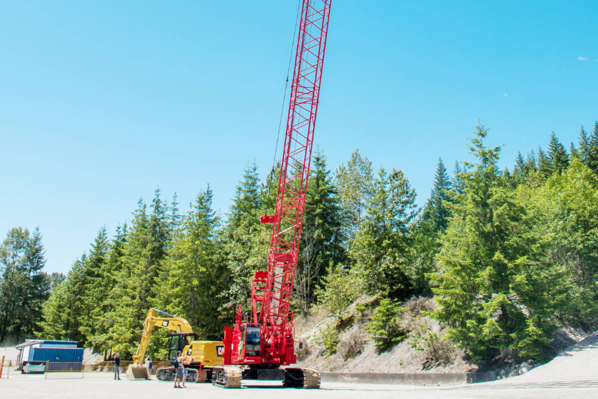 A Manitowoc 85 tonne mobile crane alongside an excavator at the IUOE Local 115 training site. (IUOE Local 115/Special to The News)