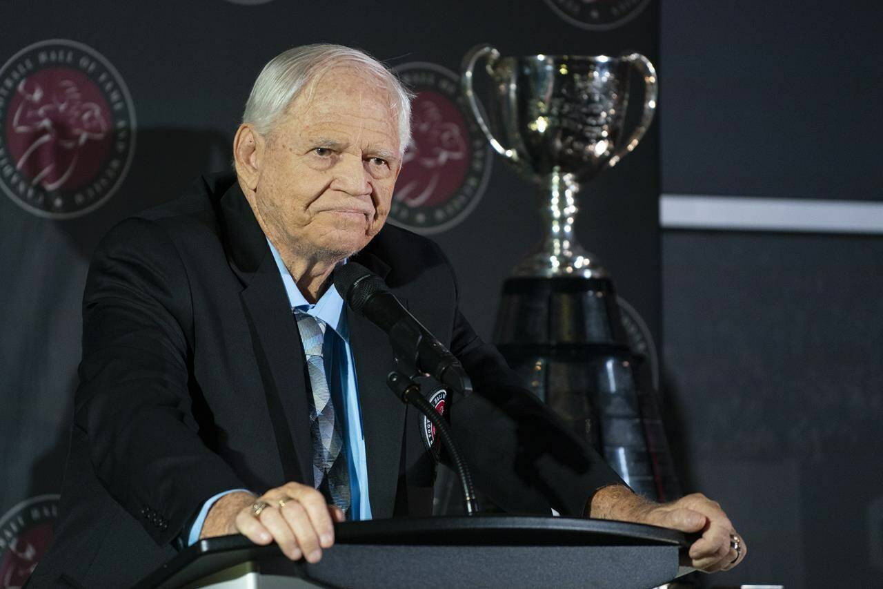 <div>Dave Ritchie, the Hall of Fame former CFL head coach, has died. He was 85. Ritchie speaks at the 2022 Canadian Football Hall of Fame Induction Ceremony held at Tim Horton’s Field in Hamilton, Ont., Friday, Sept. 16, 2022. THE CANADIAN PRESS/Peter Power</div>