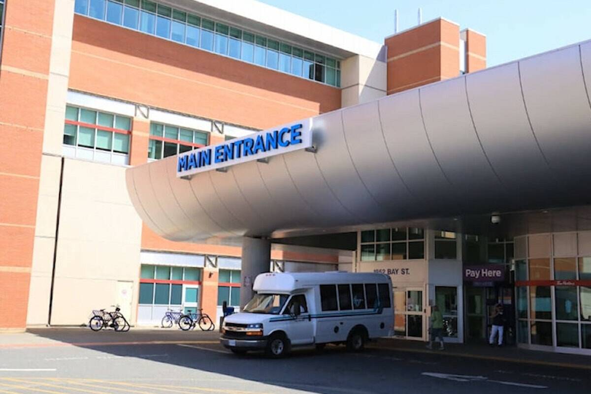 A 2023 WorkSafeBC investigation of Vancouver Island hospitals including Victoria General Hospital found “several symptomatic worker exposures to illicit substances.” Health Minister Adrian Dix Monday announced a task force to help help create province-wide standards in response to rising reports of illicit substances being used in hospitals. (Black Press Media file photo)