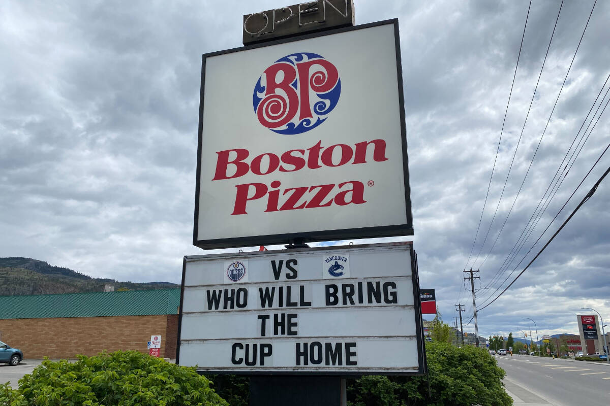 The new sign outside Penticton’s Boston Pizza, after the restaurant displayed a “Let’s Go Oilers” sign as early as last week. (Logan Lockhart/Western News)
