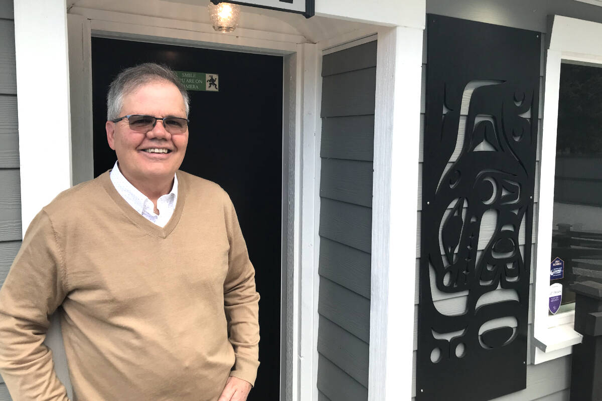 Gerald Fuller recently opened the Pentlatch Gallery in Parksville. (Kevin Forsyth photo)