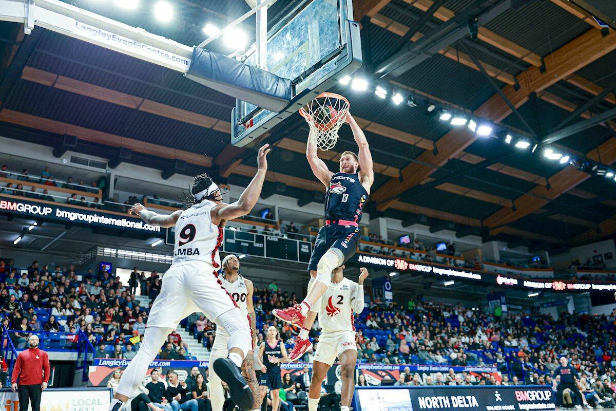 James Karnik took to the air during the Vancouver Bandits 100-74 win over Calgary at the Langley Events centre on Saturday, June 1. (Vancouver Bandits/Canadian Elite Basketball League/Special to Langley Advance Times)